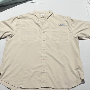 Columbia PFG Men's Beige Button Down Shirt